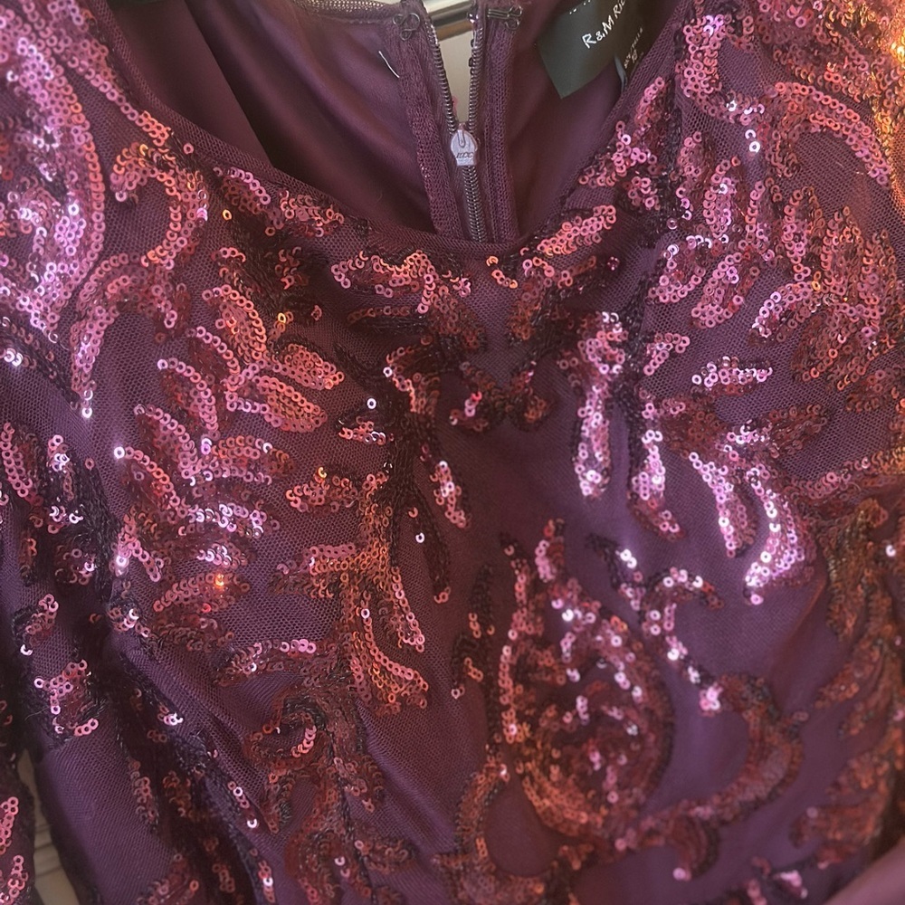 🥂Mother of the bride or groom elegant eggplant  Long Sleeve beaded Dress🥂 - Picture 6 of 7